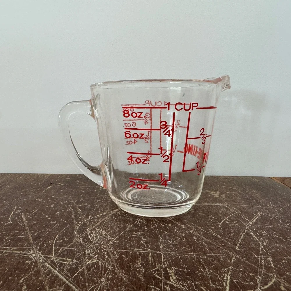 Vintage Fire King 8‎ oz. 1 cup Glass Measuring Cup Red Graphics Kitchenware